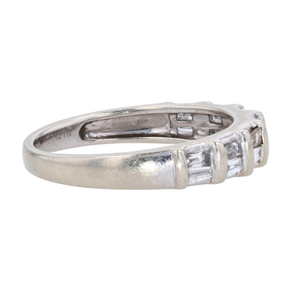1/2 ctw 10K White Gold Diamond Band Ring