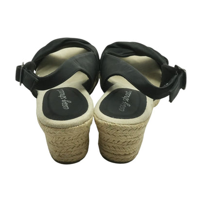 Black Wedged Sandals