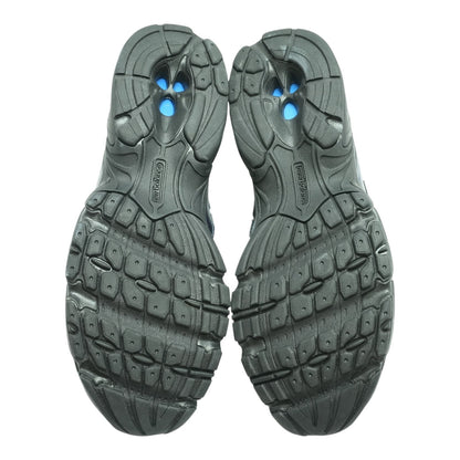 740 Low-Top Athletic Shoes