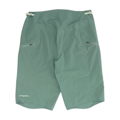 Green Solid Active Shorts