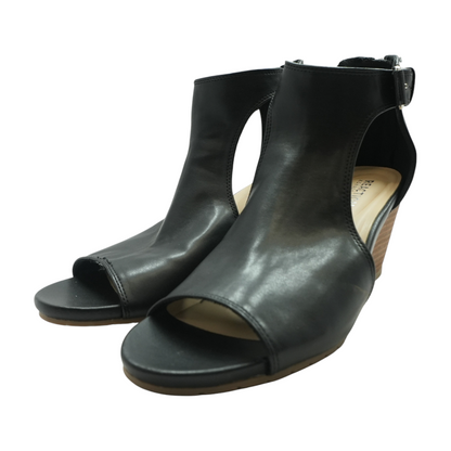 Black Sandals