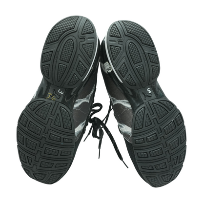 Viz Runner Low-Top Athletic Shoes
