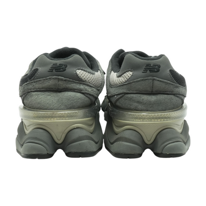 Black 9060 Low-Top Athletic Shoes