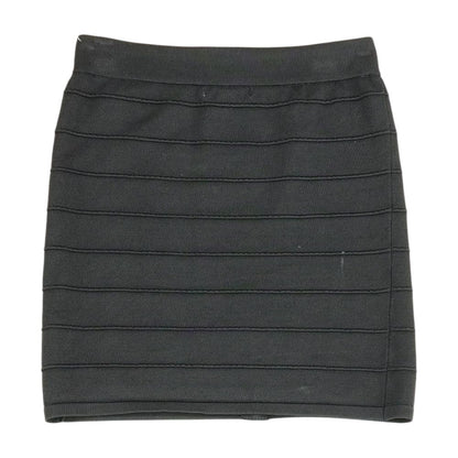 Black Solid Mini Skirt