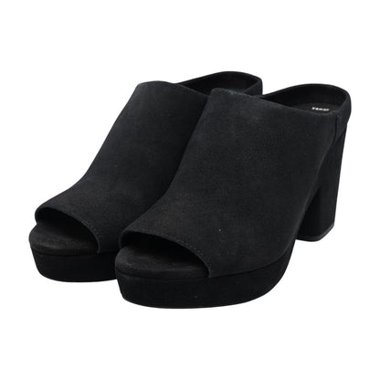 Black Wedged Sandals