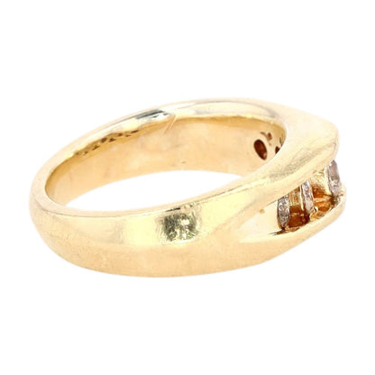 1/2 Ct 14K Gold Staggered Graduated Diamond Band