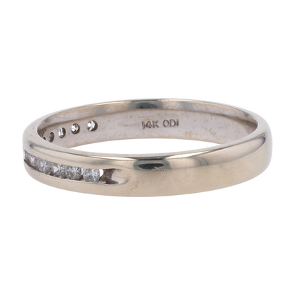 1/10 ctw 14K White Gold Diamond Band Ring