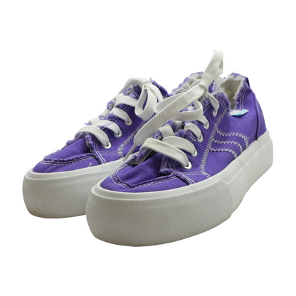 Purple Low-Top Athletic Shoes