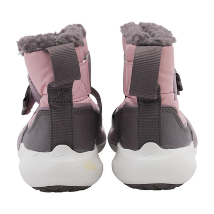 Nike Pink Boots – Image 3