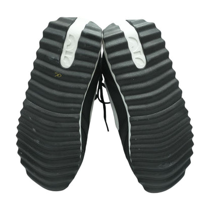 Air Max Dawn Black Low Top Athletic Shoes