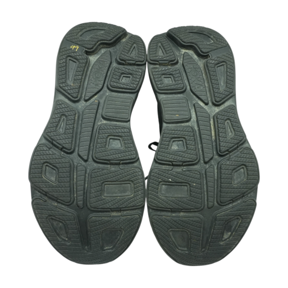 Bondi 9 Low-Top Athletic Shoes