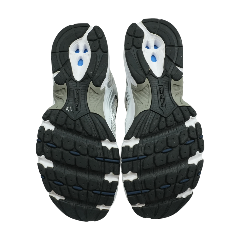 530 Low-Top Athletic Shoes