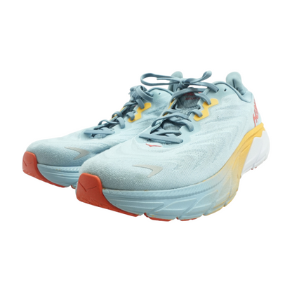 Arahi 6 Low-Top Athletic Shoes