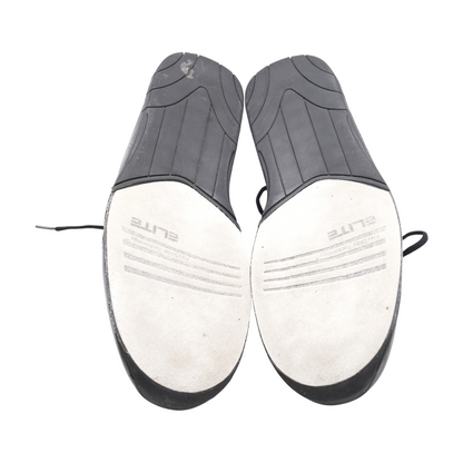 Black Low-Top Athletic Shoes