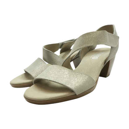 Gray Heels