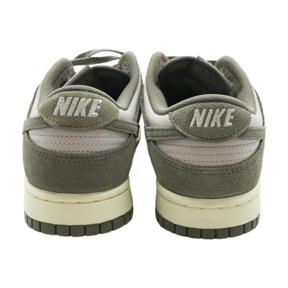 Dunk Low SE Platinum Violet Cave Stone Low-Top Athletic Shoes