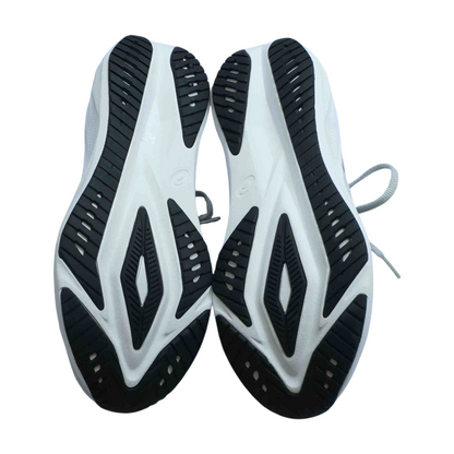 Versablast 4 Low-Top Athletic Shoes