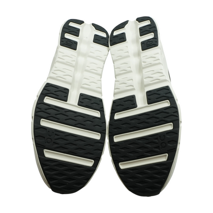 Cloudtilt Low-Top Athletic Shoes