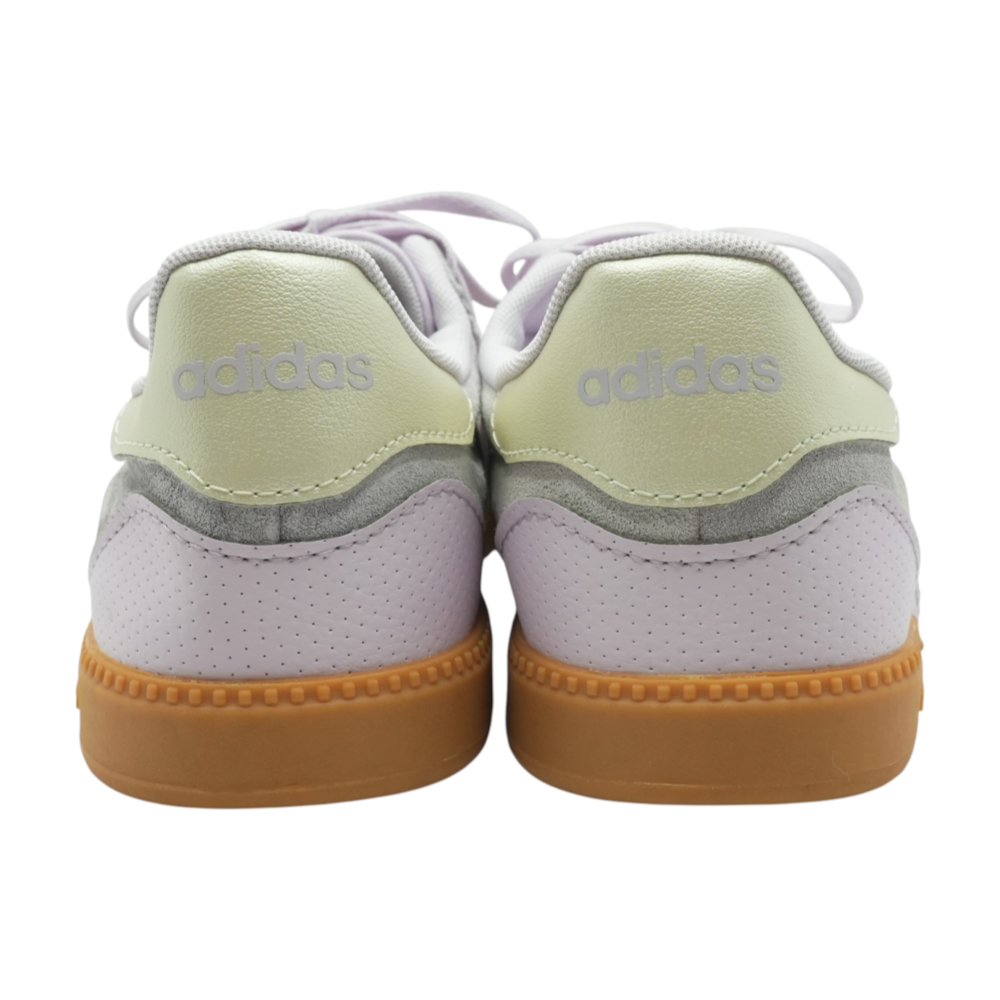 Breaknet Sleek Low-Top Athletic Shoes