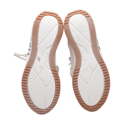 Beige Low-Top Athletic Shoes