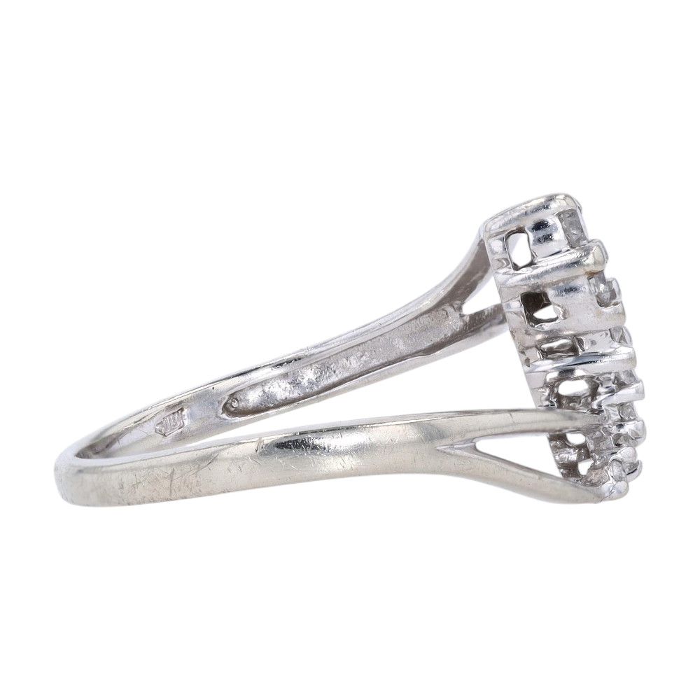 1/10 ctw 10K White Gold Diamond Fashion Ring