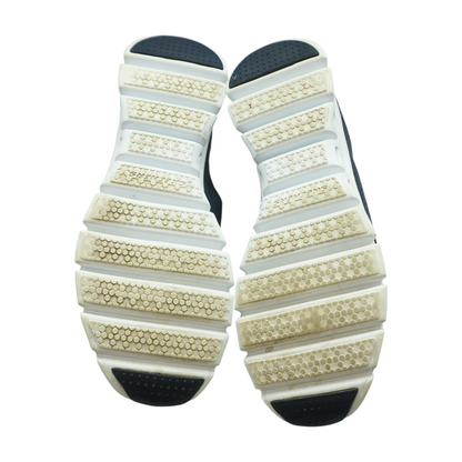 Glide Step Athletic Shoes