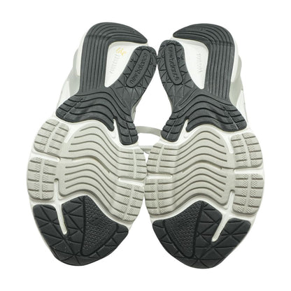 990V6 Gray Athletic Shoes