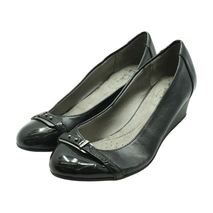 Black Wedged Sandals
