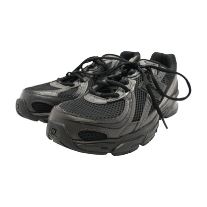 740 Low-Top Athletic Shoes