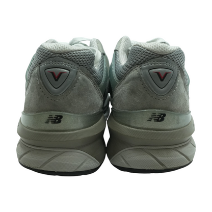990v5 Low-Top Athletic Shoes