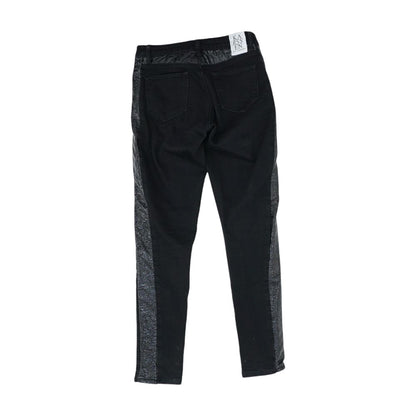 Black Solid Skinny Leg Jeans