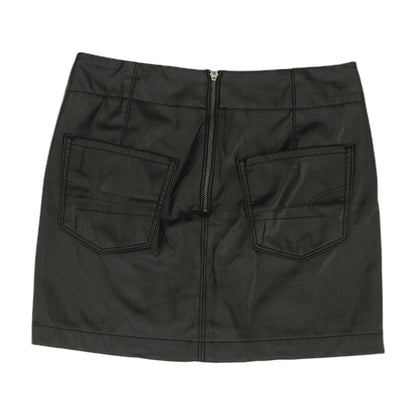 Black Solid Mini Skirt