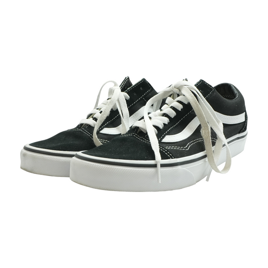 Mid-Top Athletic Shoes