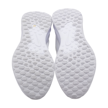 Revolution 7 Low-Top Athletic Shoes