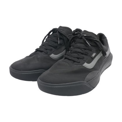 Ultra Range Low-Top Athletic Shoes