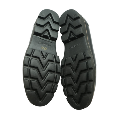 Black Flats