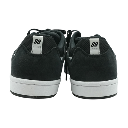 SB Alleyoop Low-Top Athletic Shoes