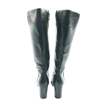 Black Boots