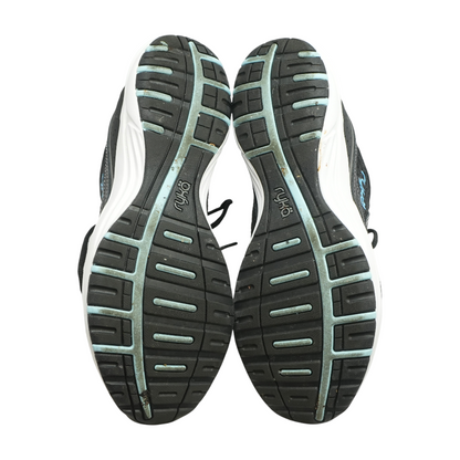 Dash 3 Low-Top Athletic Shoes