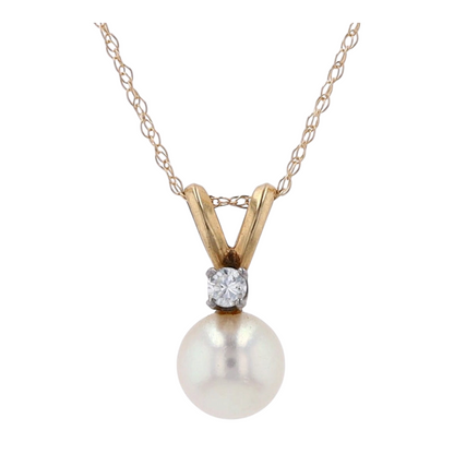 14K Yellow Gold Cultured Pearl Pendant Necklace