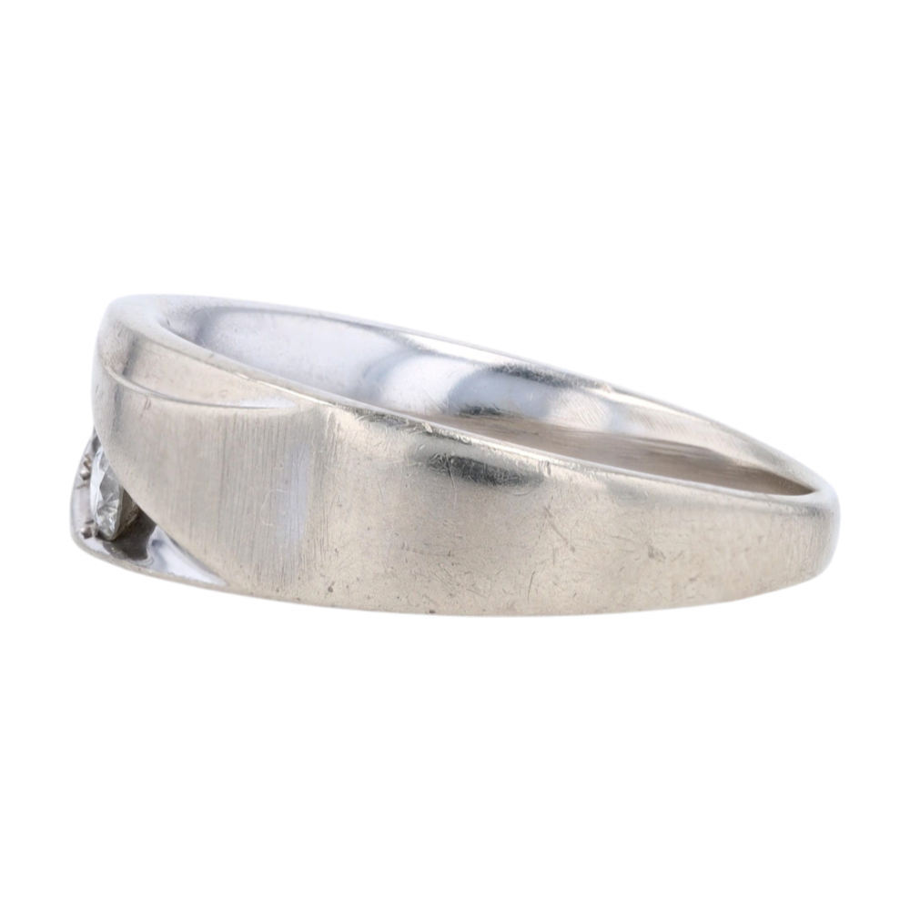 1/2 ctw 10K White Gold Diamond Band