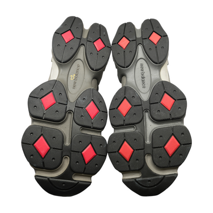 9060 Low-Top Athletic Shoes