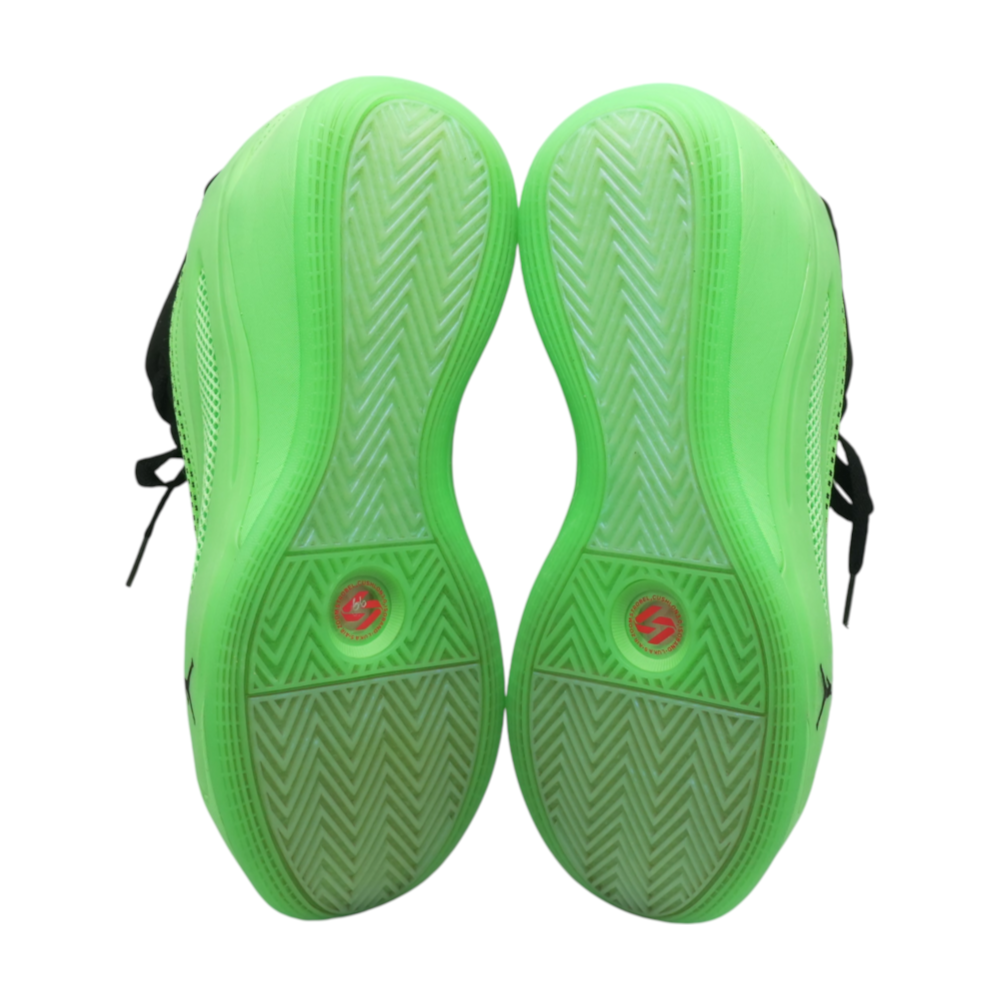 Luka 5 Venom Low-Top Athletic Shoes