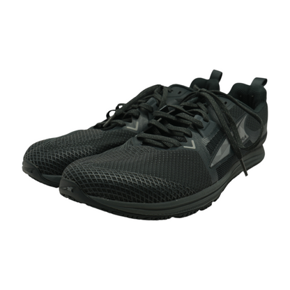 Solstice XT 3 Low-Top Athletic Shoes