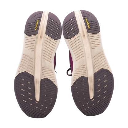 Max Cushioning Glide-Step Low-Top Athletic Shoes