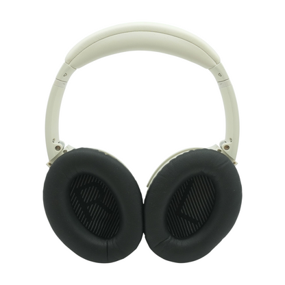 White Smoke QuietComfort 45 Noise Cancelling Headphones With Black Earpads