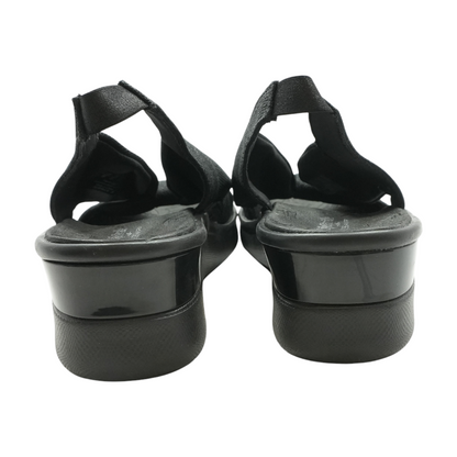 Black Wedged Sandals
