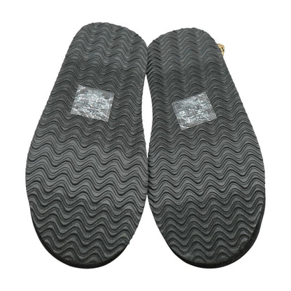 Black House Slipper Flats