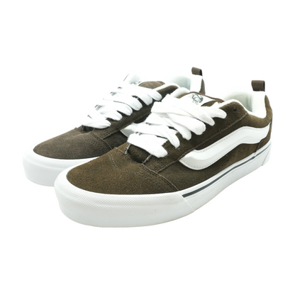 Knu Skool Low-Top Athletic Shoes