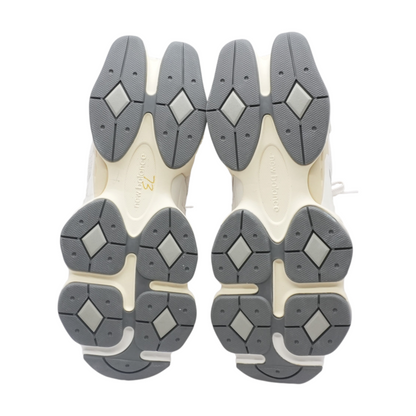 Air Max Dn Low-Top Athletic Shoes